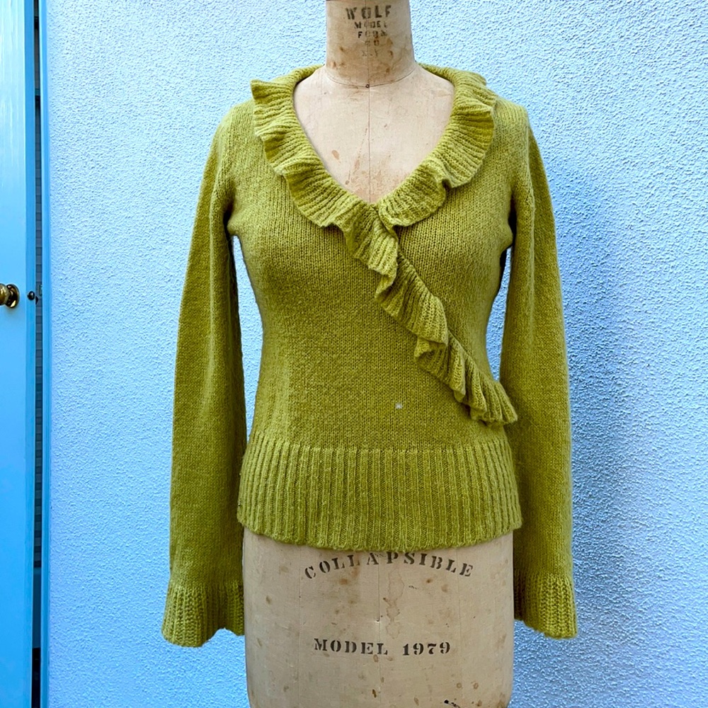 Made in Italy sweater with ruffle detail